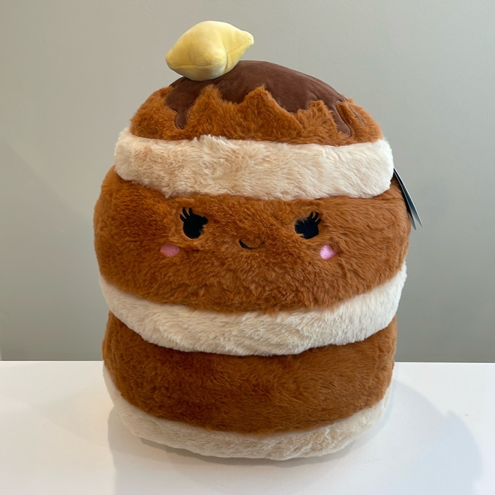 NWT 12” Rayen the Pancakes 🥞 with Pat of Butter FUZZAMALLOW Squishmallow